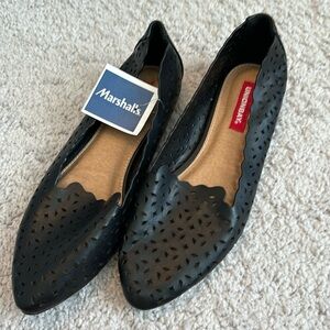 Union Bay flats size 6 NWT